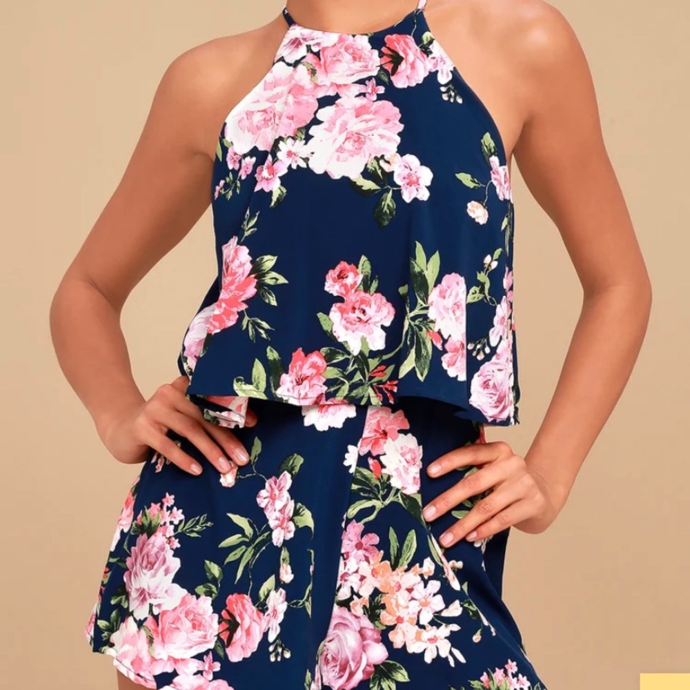 NEVER WORN Lulus Blue floral romper